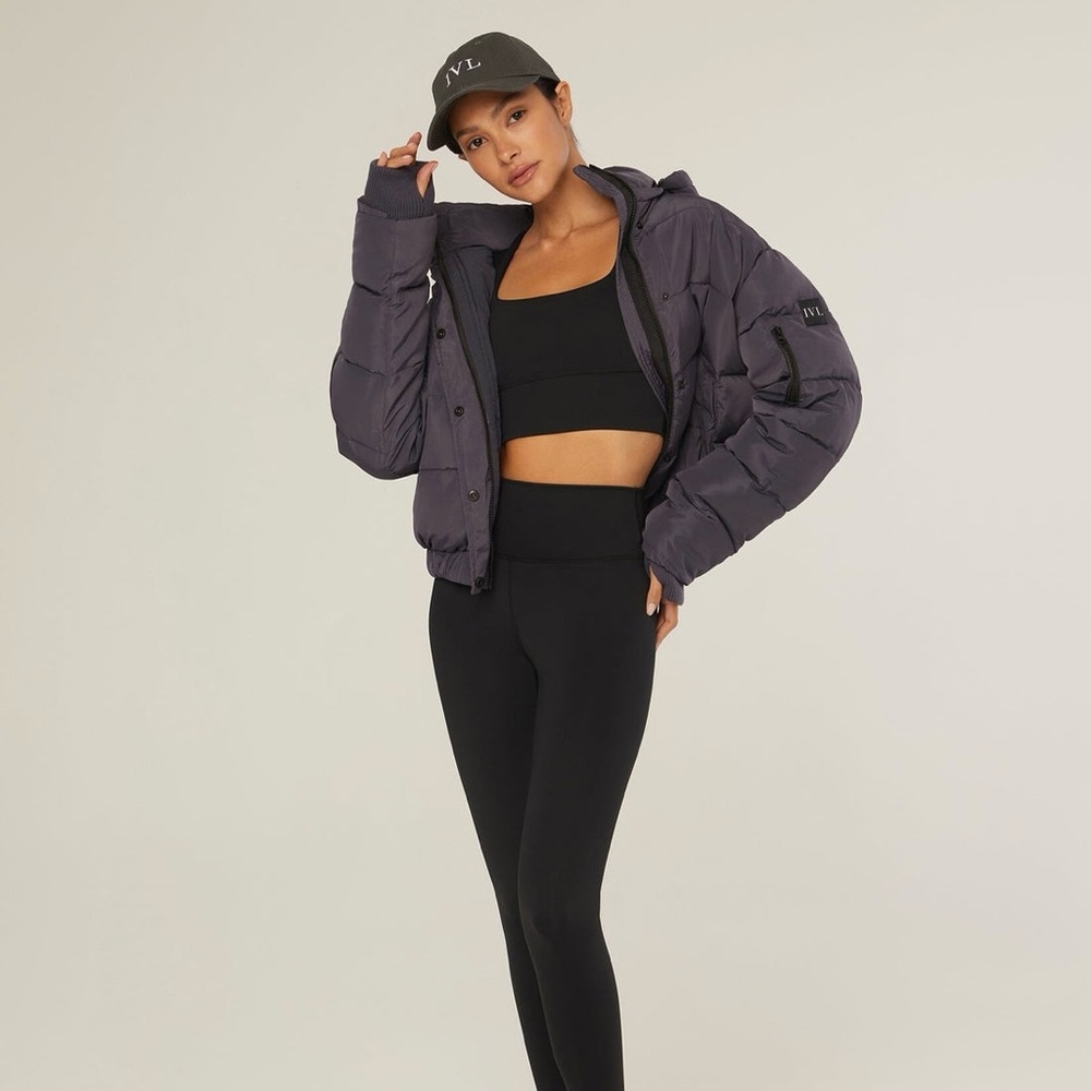 IVL COLLECTIVE - PUFFER JACKET - ODYSSEY GRAY - SIZE MEDIUM - Picture 2 of 7
